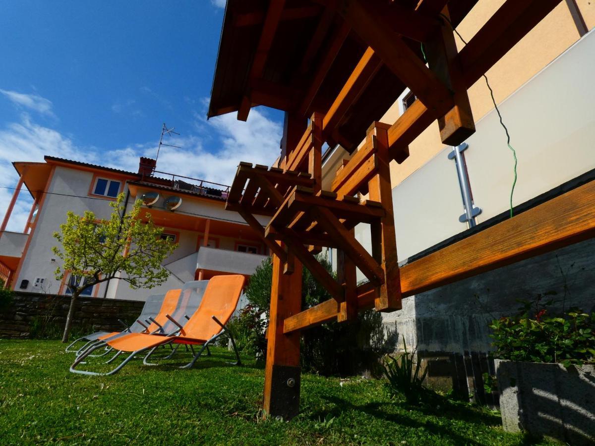 Apartment & Olive Oil Valuma Koper Extérieur photo