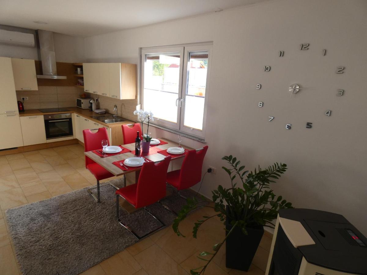Apartment & Olive Oil Valuma Koper Extérieur photo