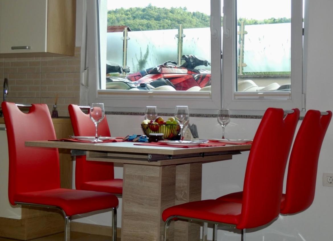 Apartment & Olive Oil Valuma Koper Extérieur photo